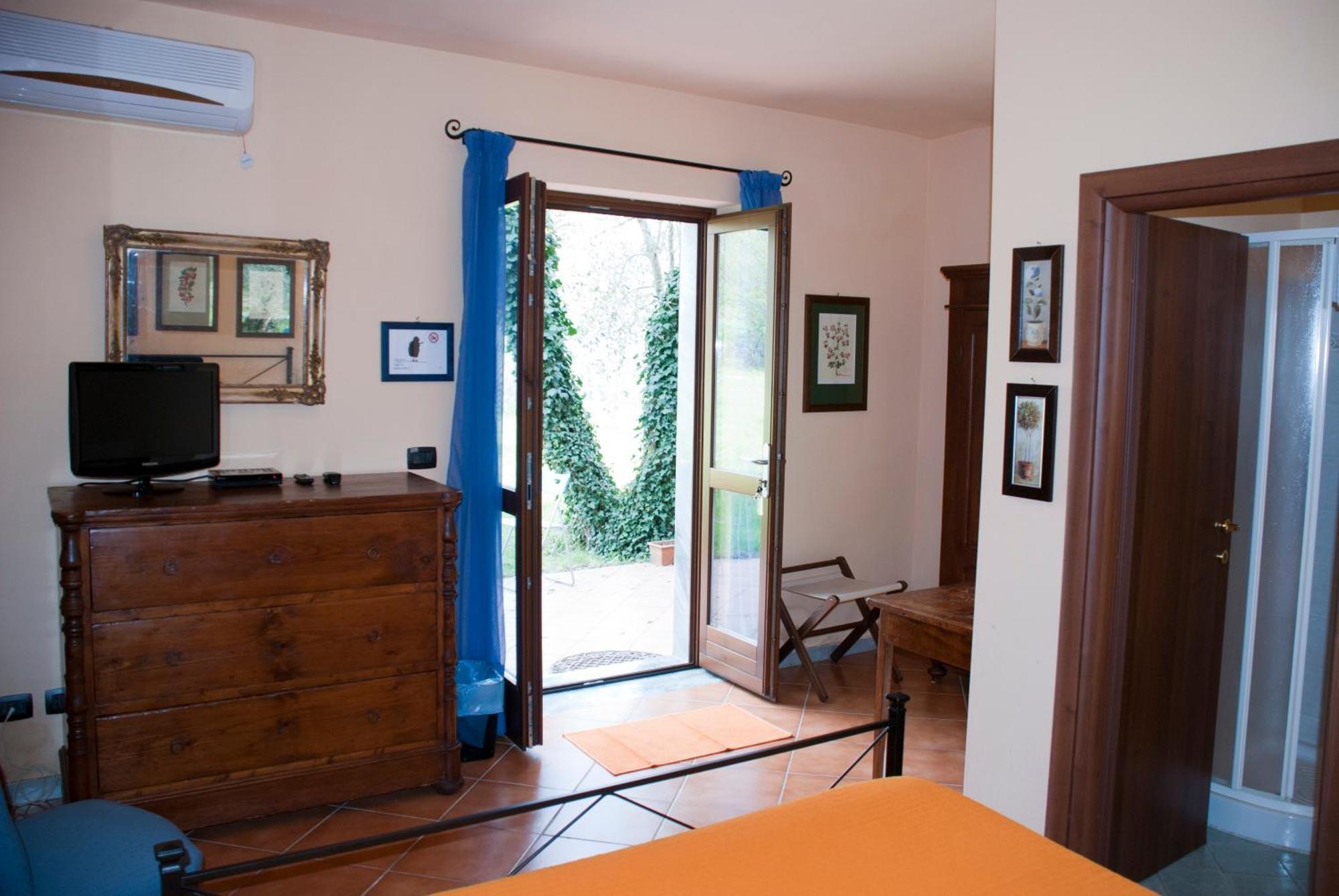Il Giardino Delle Esperidi Bed & Breakfast Fosdinovo Oda fotoğraf