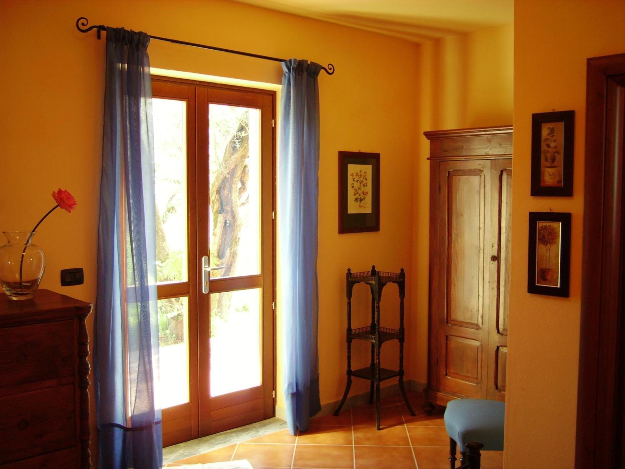 Il Giardino Delle Esperidi Bed & Breakfast Fosdinovo Oda fotoğraf